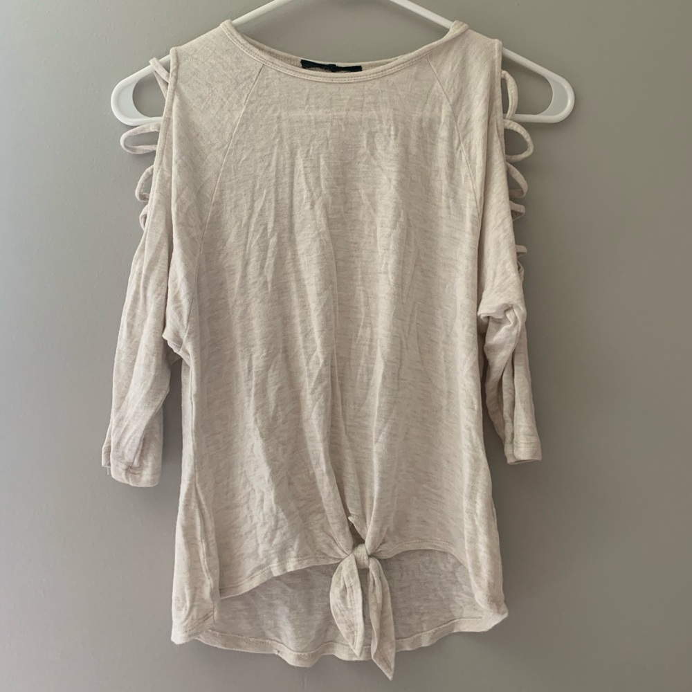 White mid - length shirt